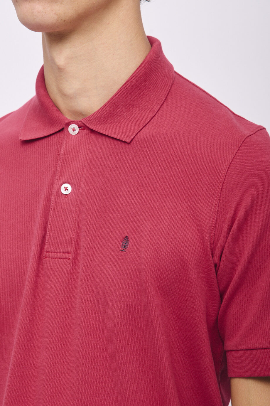 Polo lisa de piqué pima peruano