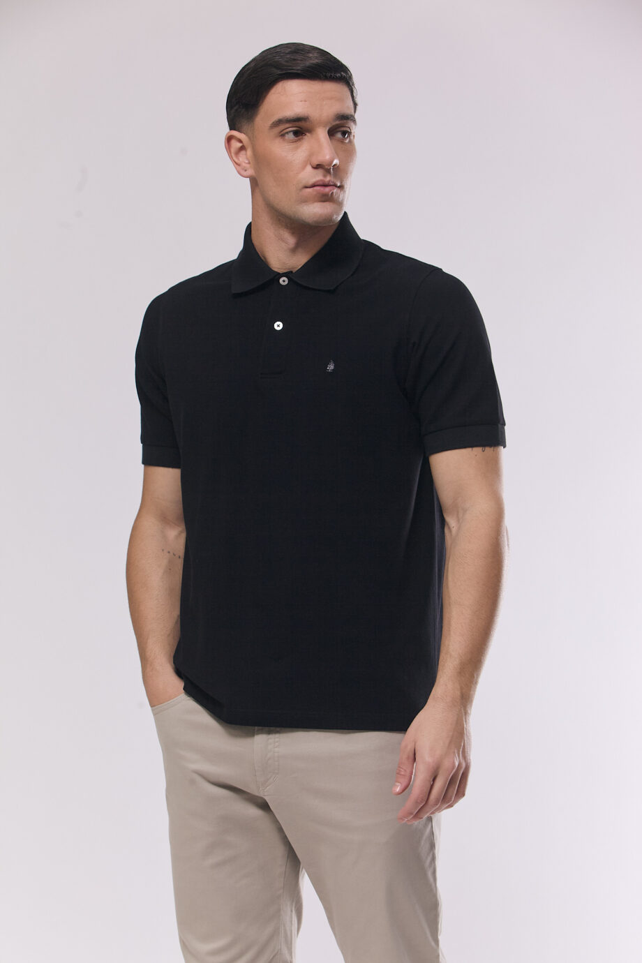 Polo lisa de piqué pima peruano