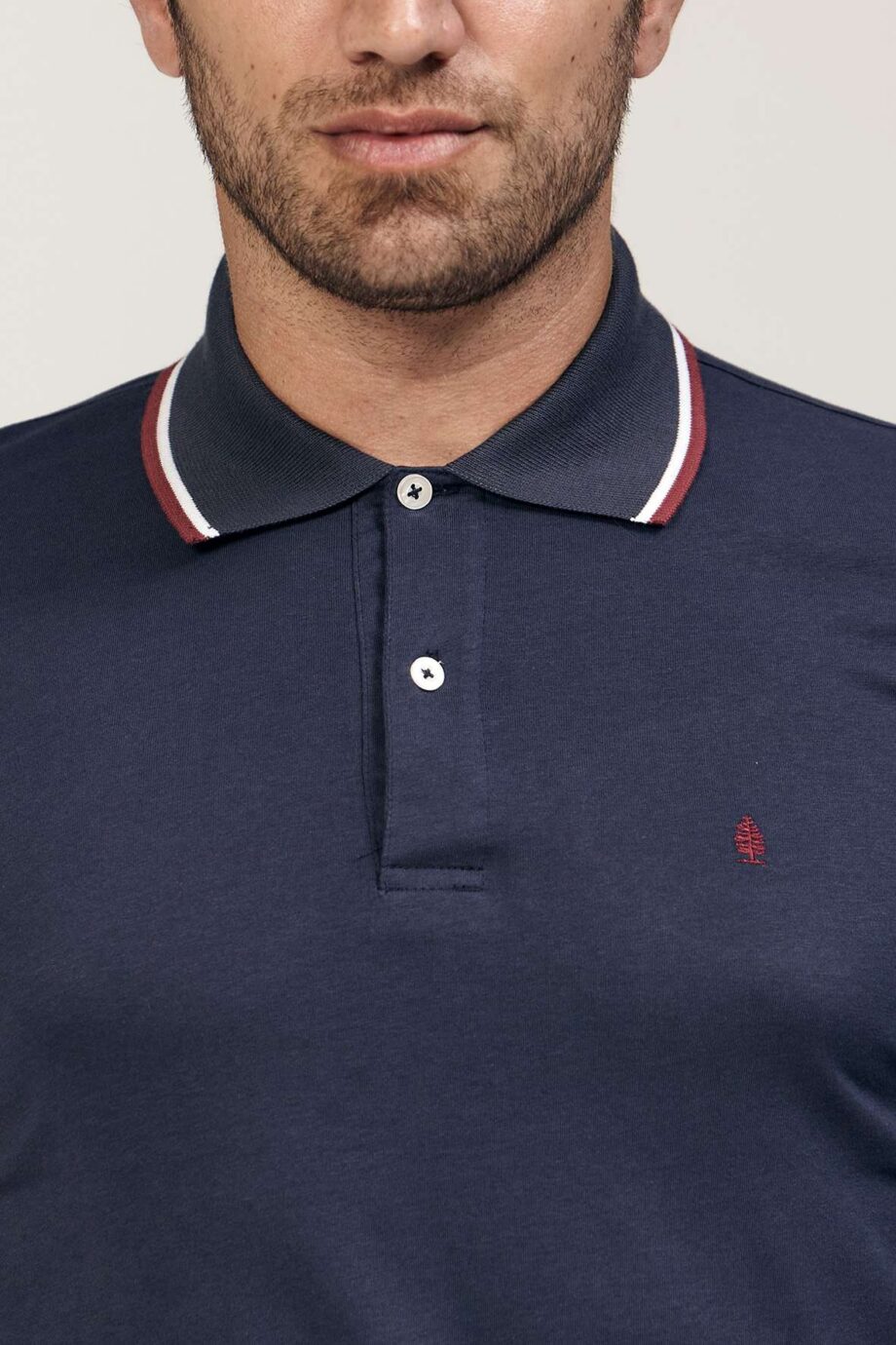 Polo con vivos de jersey liso