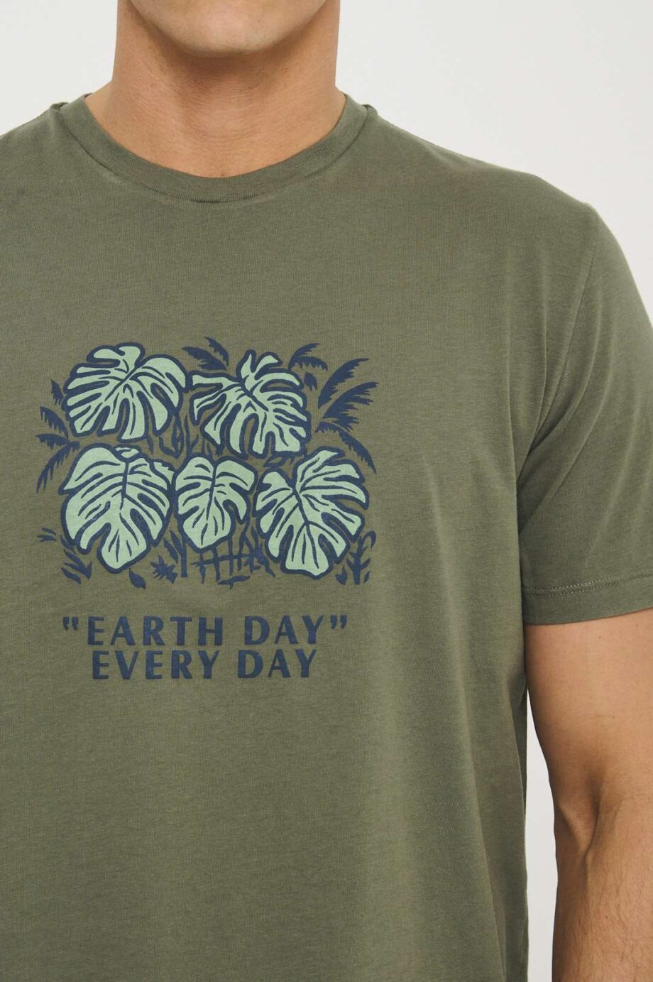 Remera earth day de pima peruano