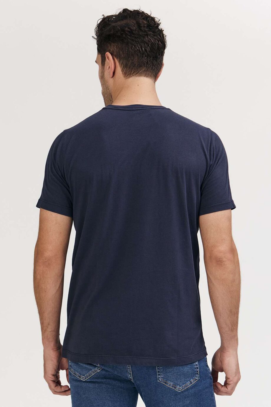 Remera de jersey outlawed threads
