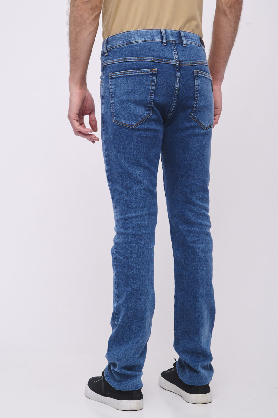 jean regular fit gastado