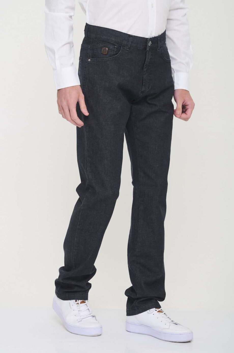 Jean regular fit gastado suave
