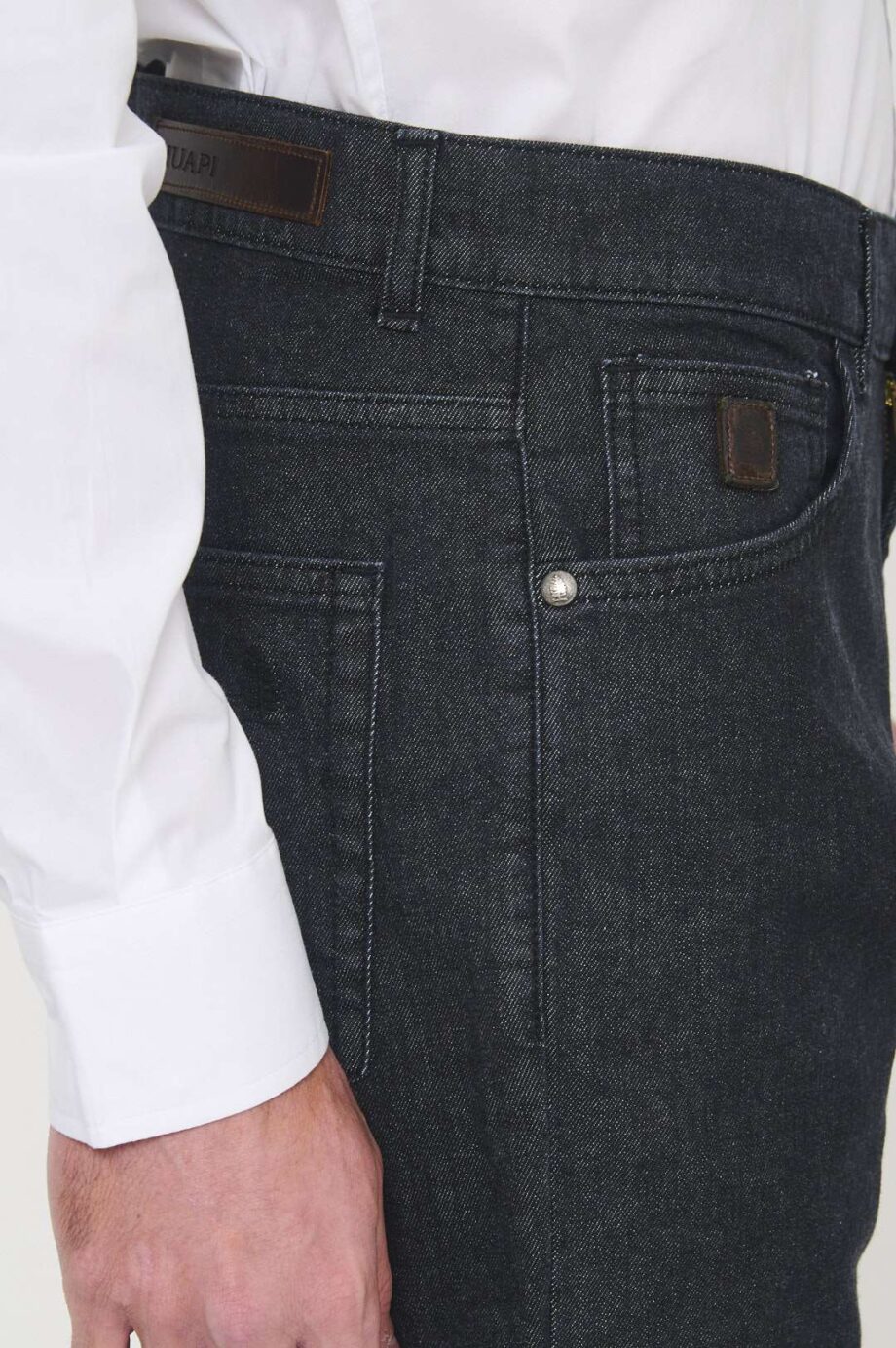 Jean regular fit gastado suave