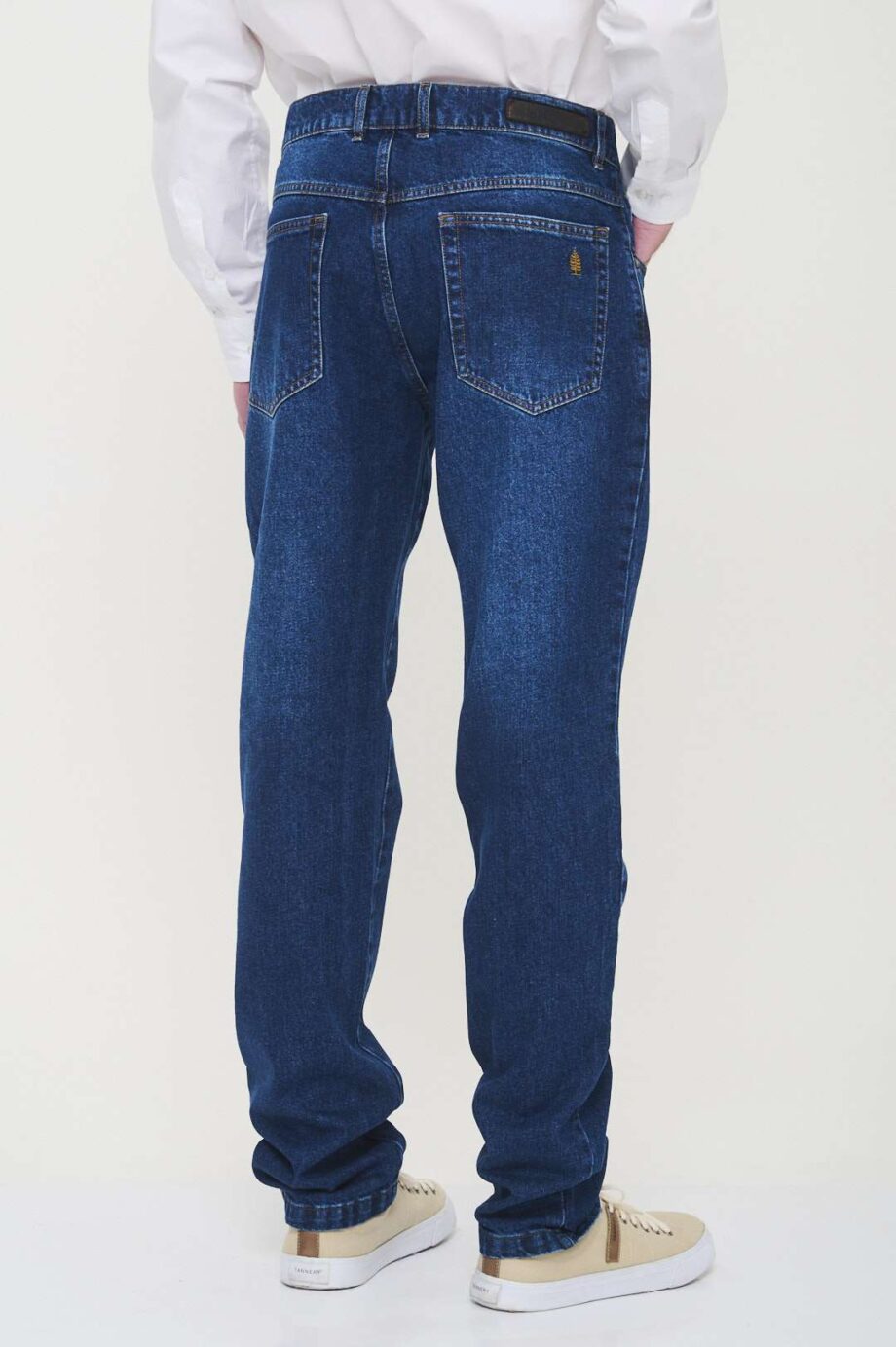 Jean regular fit desaprestado