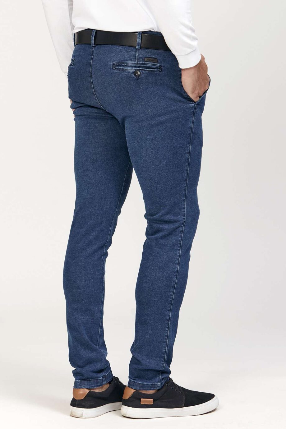 Jean sin pinzas azul gastado suave